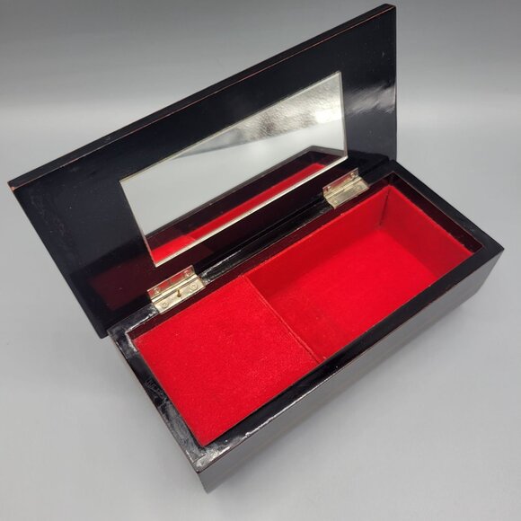 Vtg Lacquered Westland Music Jewelry Box Swan Floral Red Velvet Chopin Nocturne - Picture 3 of 16